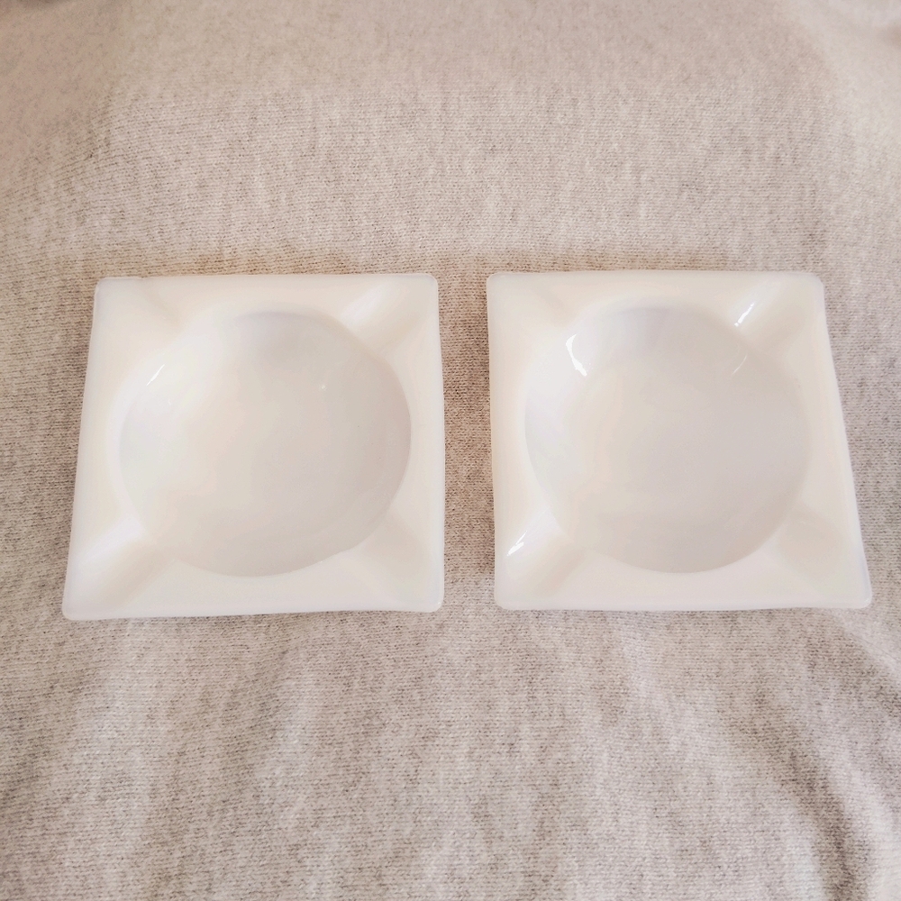 Lot of 2 - Vintage Milk Glass Ashtrays Small Square Modern Farmhouse